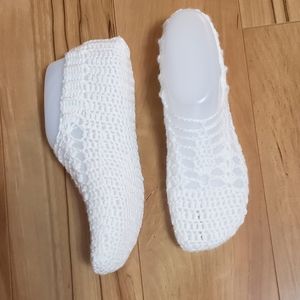 CROCHET WOMEN HANDMADE SLIPPERS
